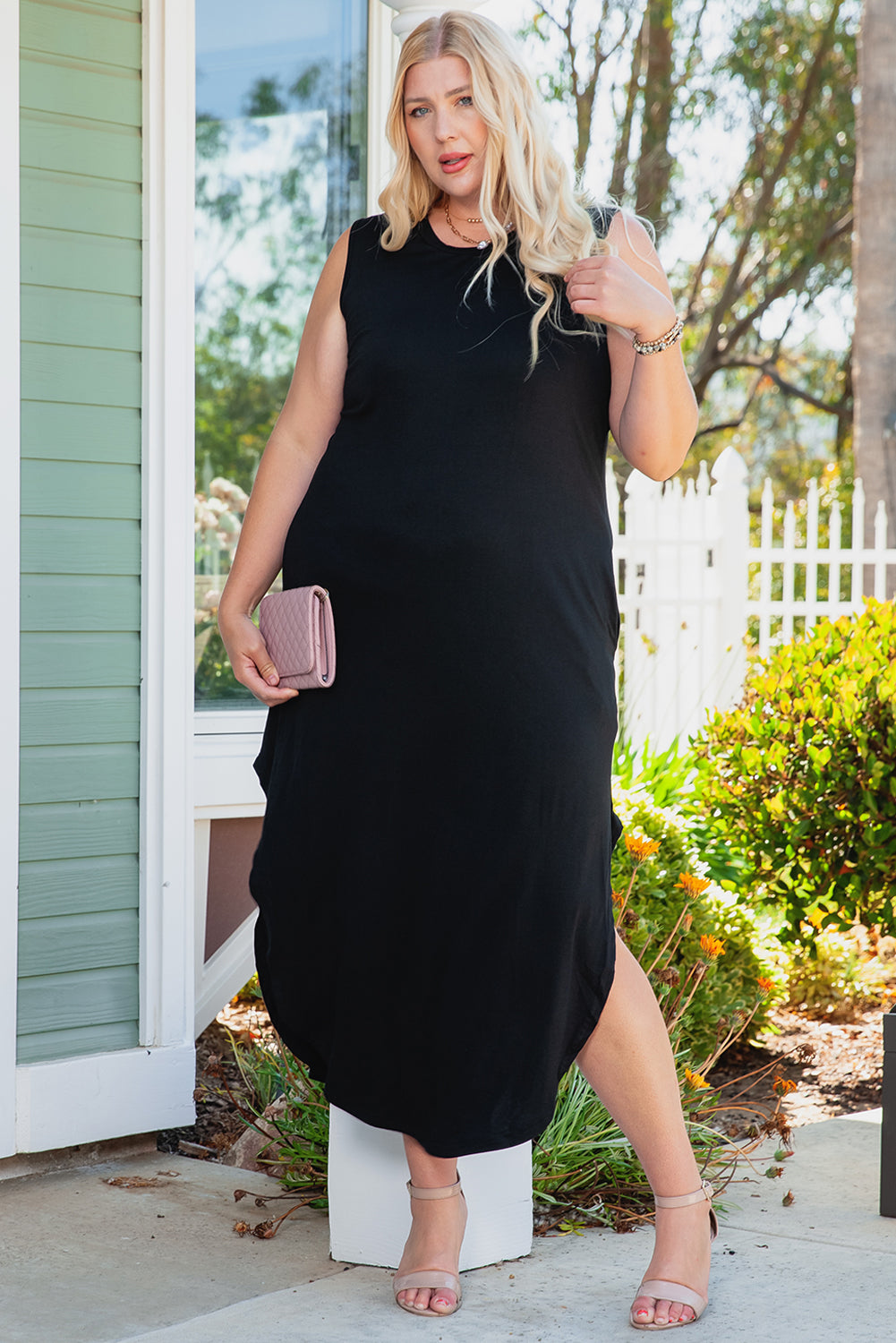 Plus Size Sleeveless Midi Dress with Pockets