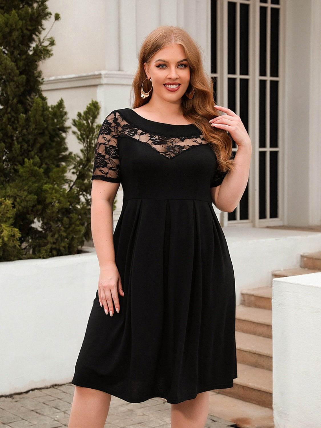 Plus Size Round Neck Lace Sleeve Dress