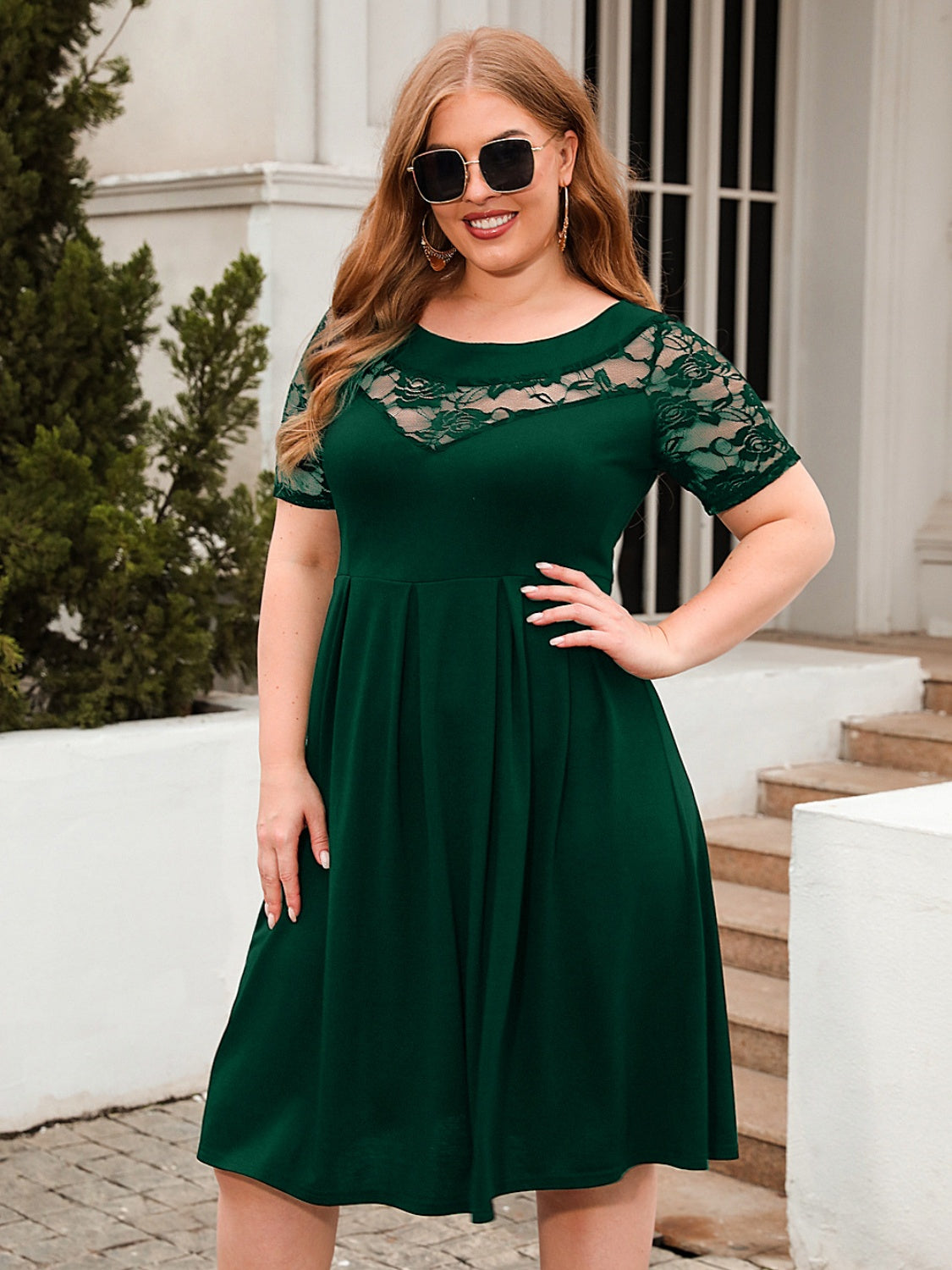 Plus Size Round Neck Lace Sleeve Dress