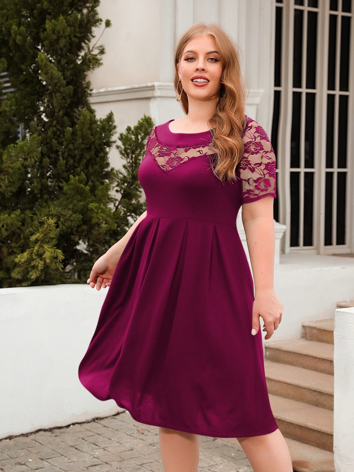 Plus Size Round Neck Lace Sleeve Dress